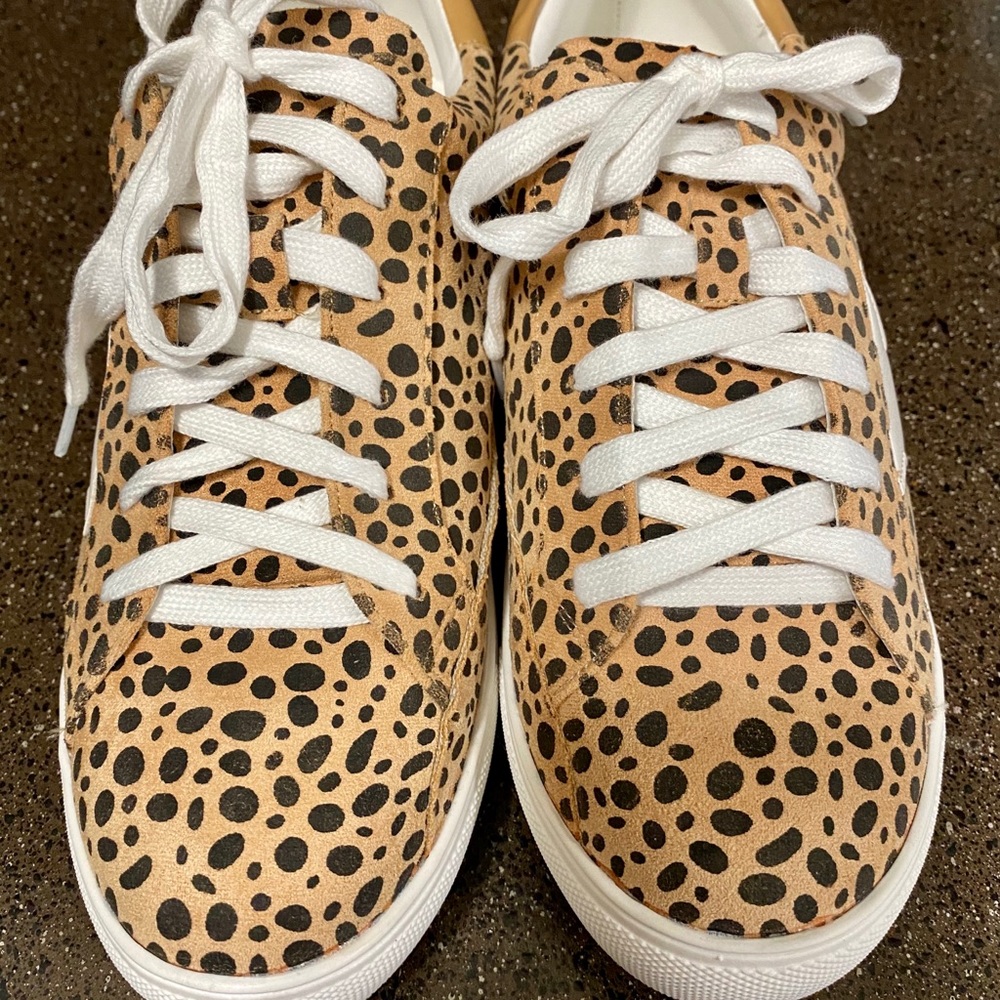 BRAND NEW - NEVER WORN Cheetah print sneakers